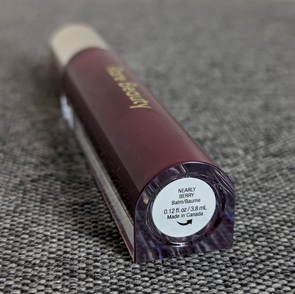 ๐ Rare Beauty by Selena Gomez Nearly Berry Gloss Lip Balm - Picture 5 of 8